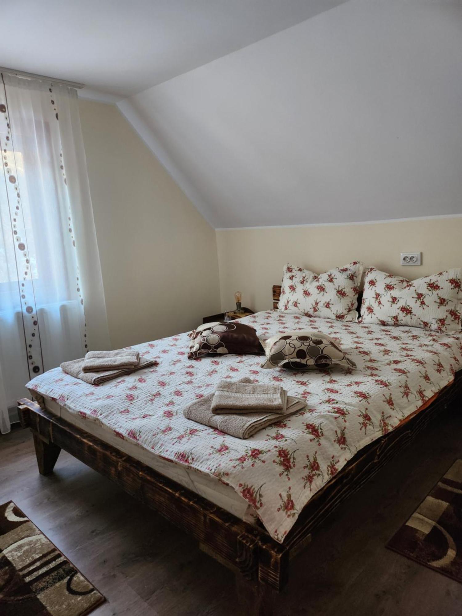 Casa Din Livada - Cazare Magherus Topliţa Zewnętrze zdjęcie